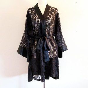 Victoria's Secret Gold Label Black Lace Robe